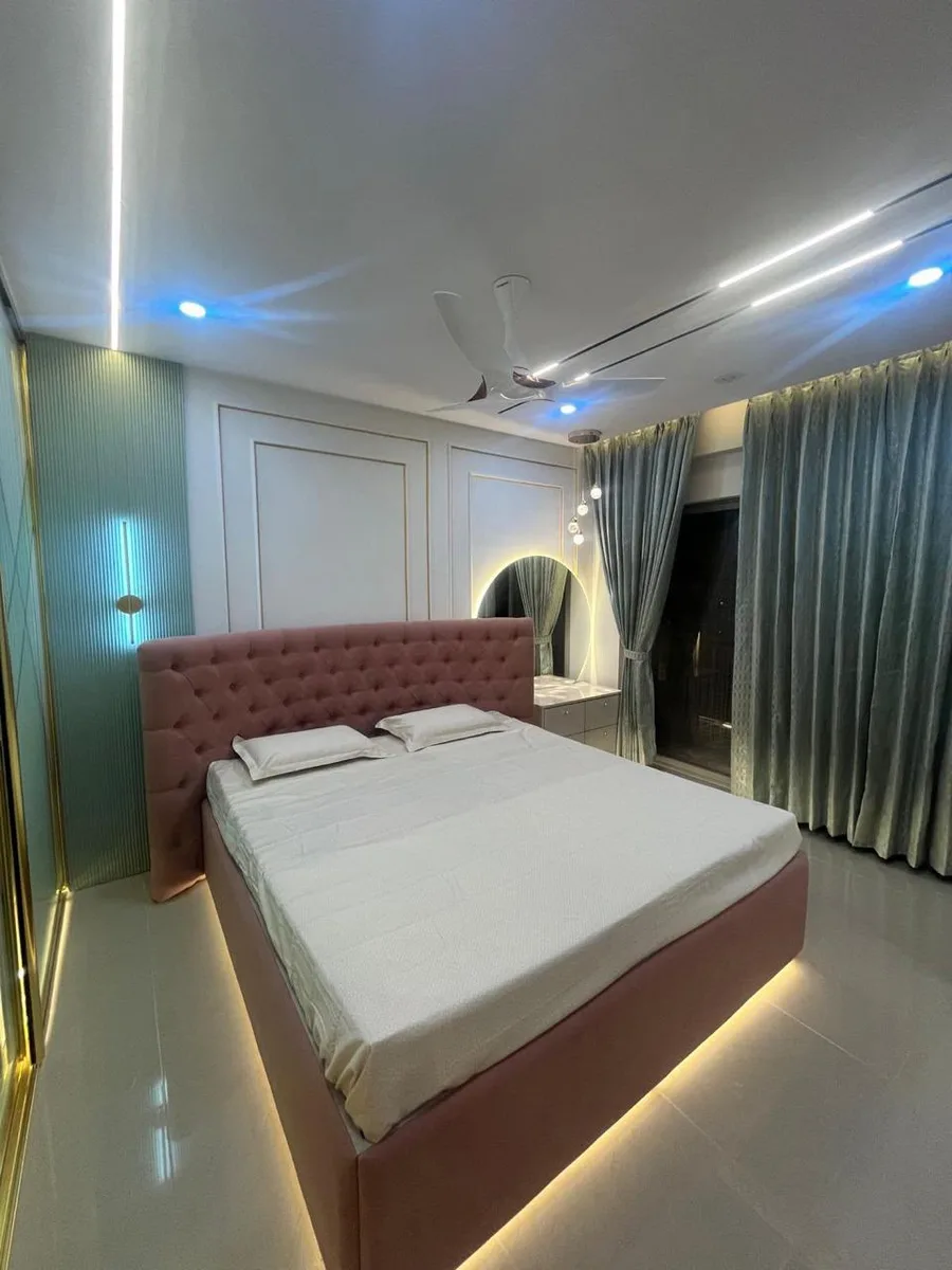 Master Bedroom 8